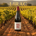 Verre de vin rouge Ben & Vins Lirac 2023 de Maison Molinet, bouteille de 75 cl, vin du Rhône, étiquette visible.