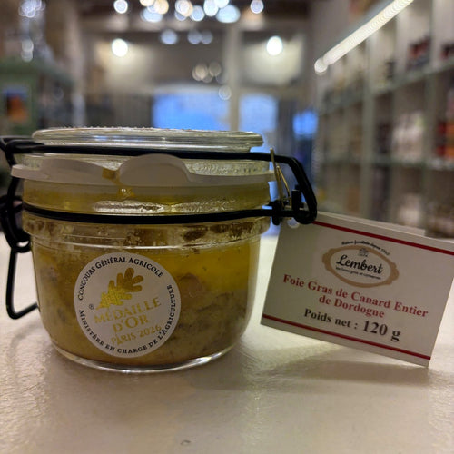 Photographie authentique du foie gras Maison Lembert 120 g, étiquette et médaille d’or Paris 2026